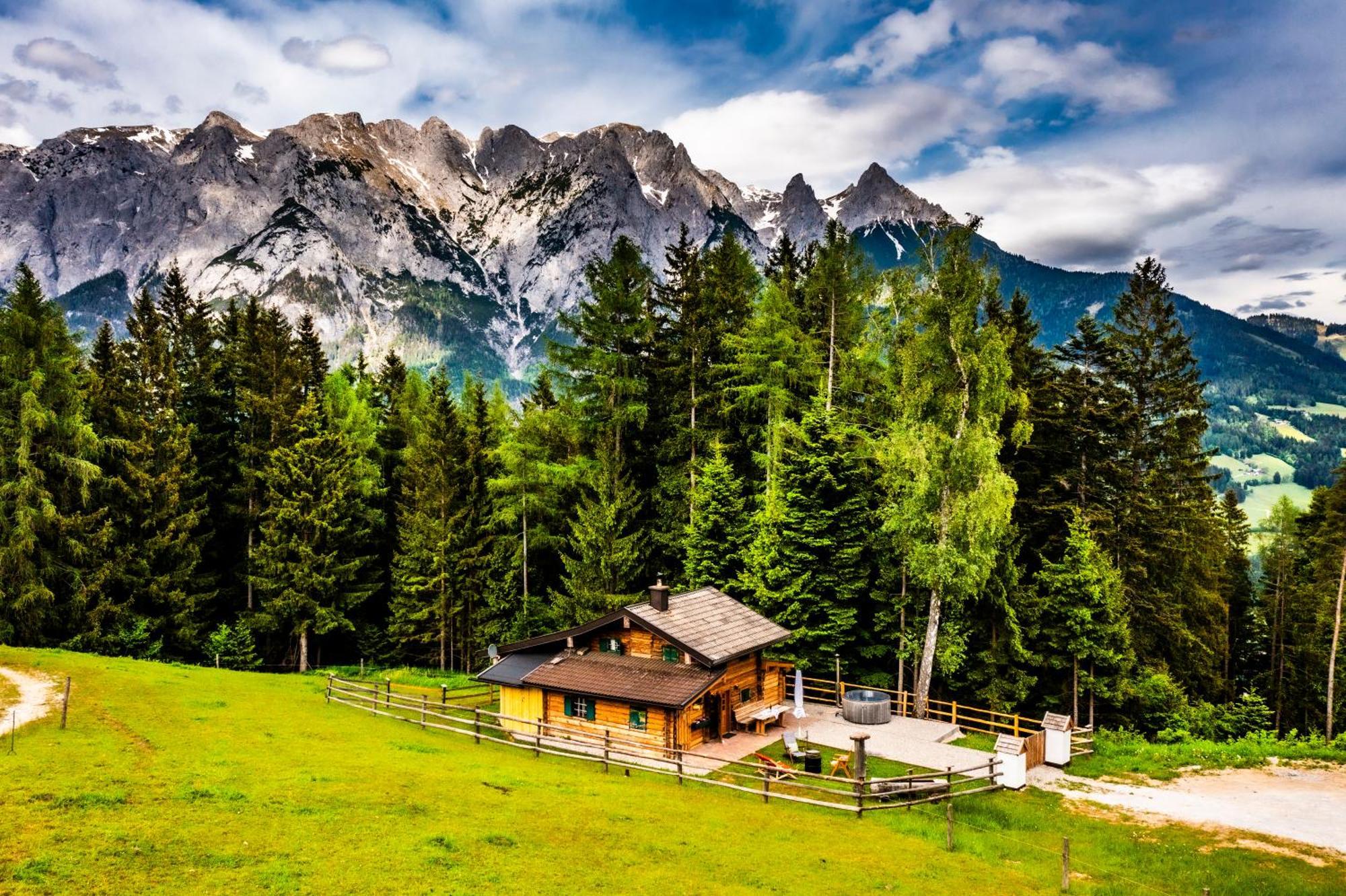 Almfrieden Villa Werfen Luaran gambar