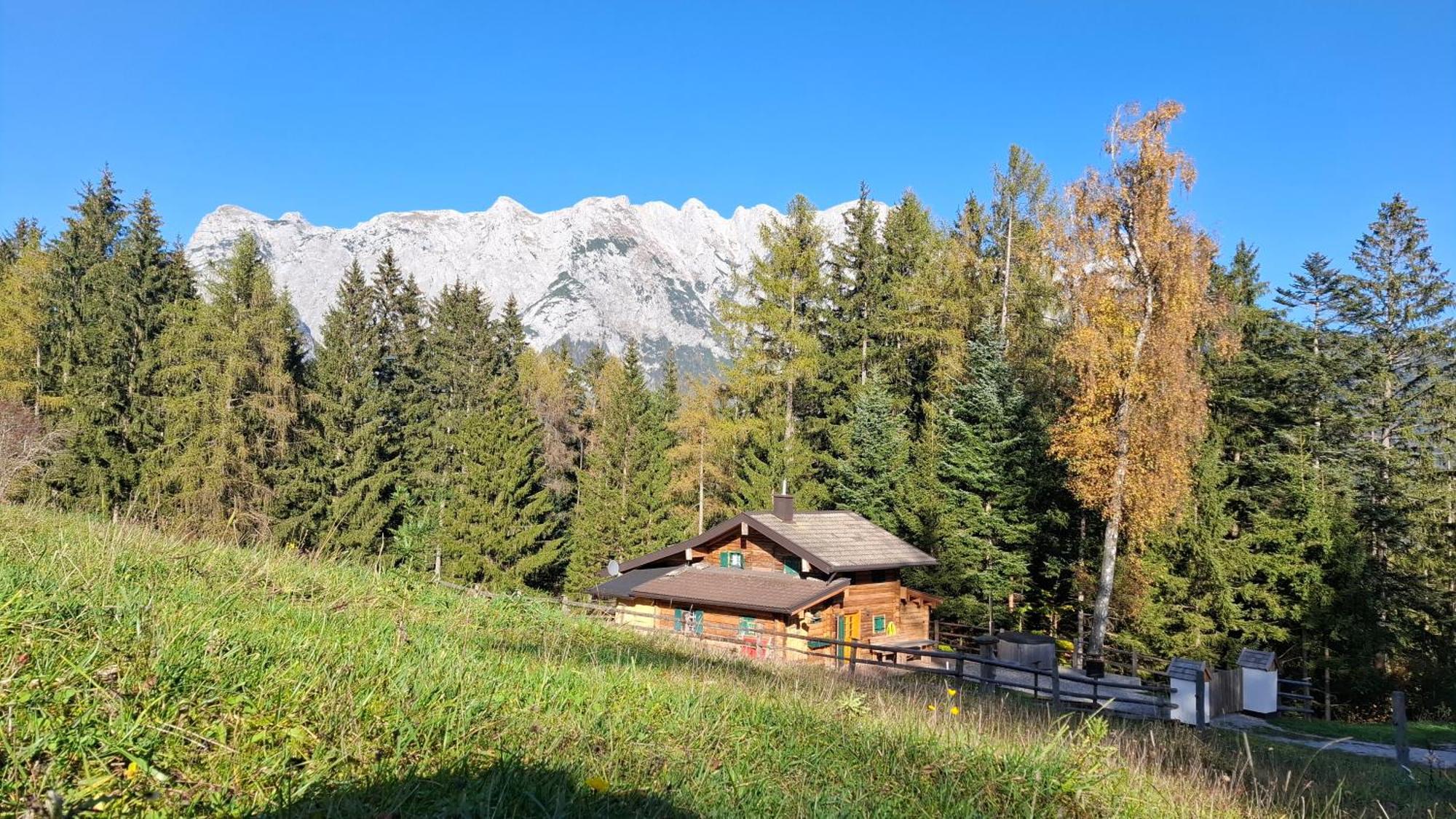 Almfrieden Villa Werfen Luaran gambar